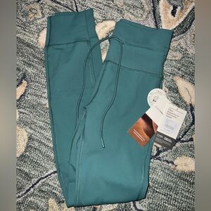 Vuori long legging xs garland green NWT